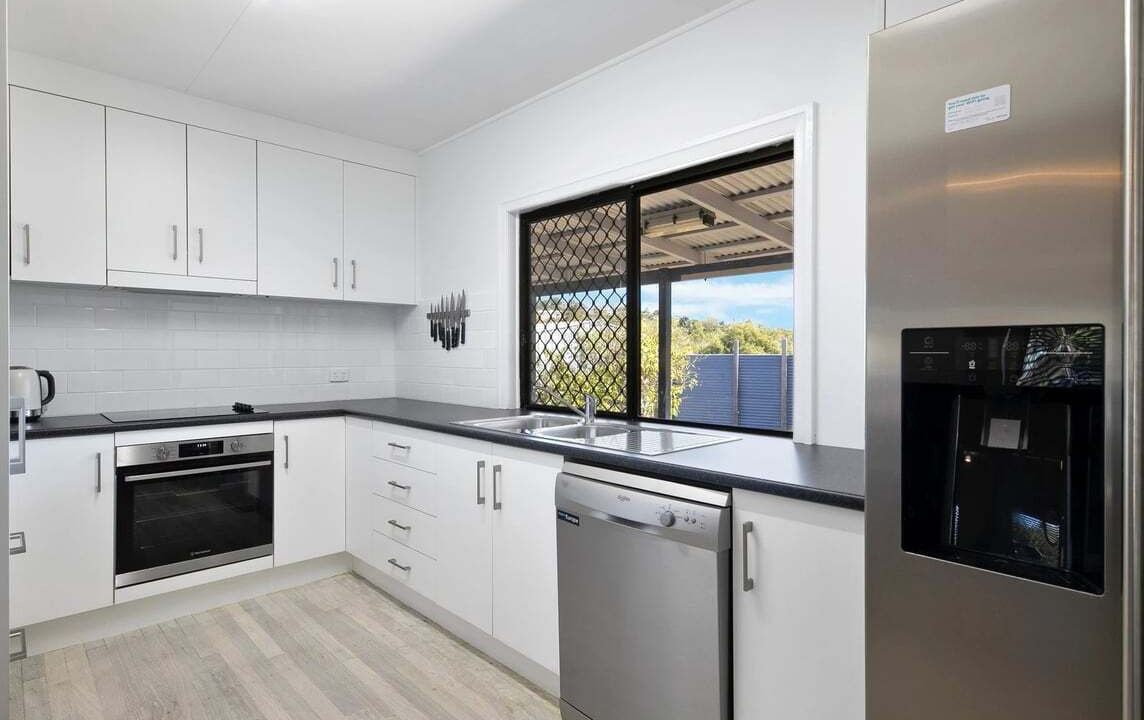 Photo of Kitchen in Cooee Bay