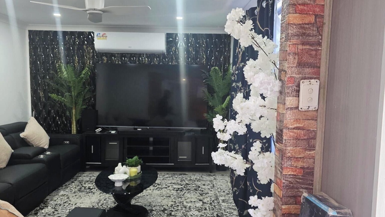 Photo of Livingroom in Oakhurst