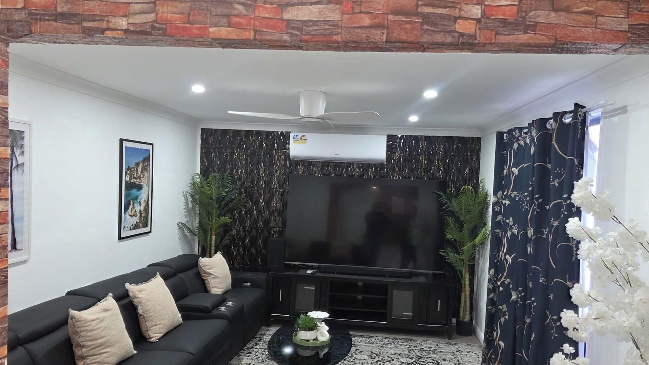 Photo of Livingroom in Oakhurst