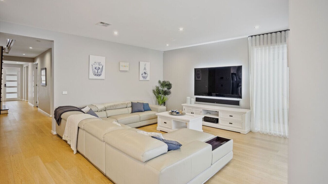 Photo of Livingroom in Torquay