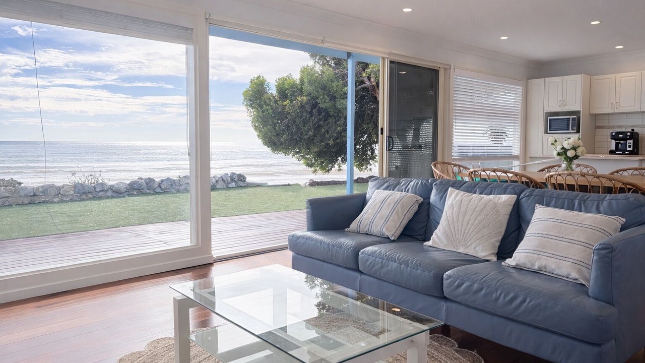 Photo of Livingroom in Melville