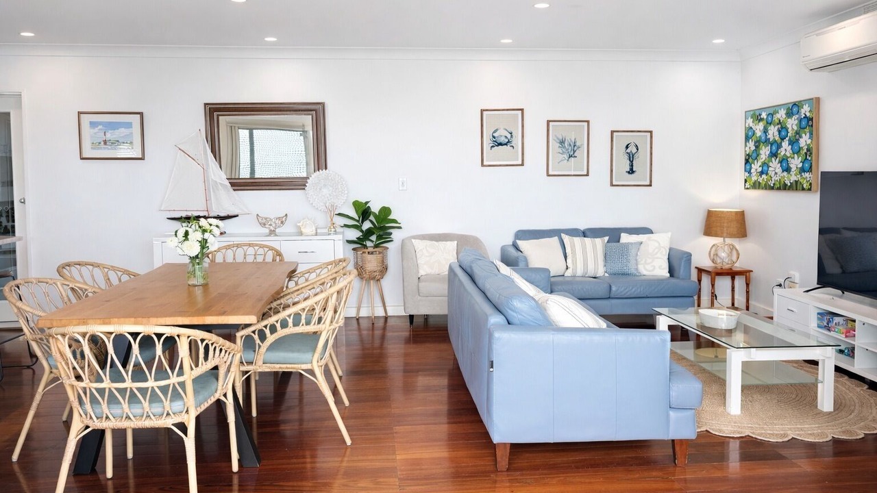 Photo of Livingroom in Melville