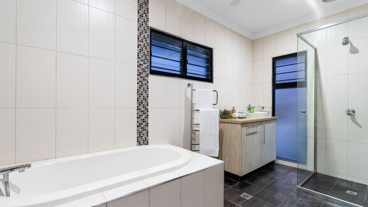 Photo of Bathroom in Lyons