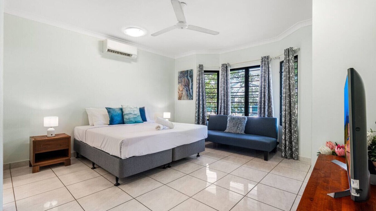 Photo of Bedroom in Lyons