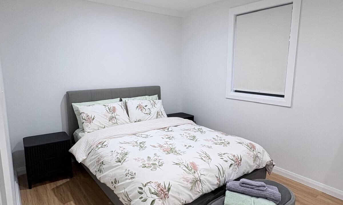 Photo of Bedroom in Stanhope Gardens
