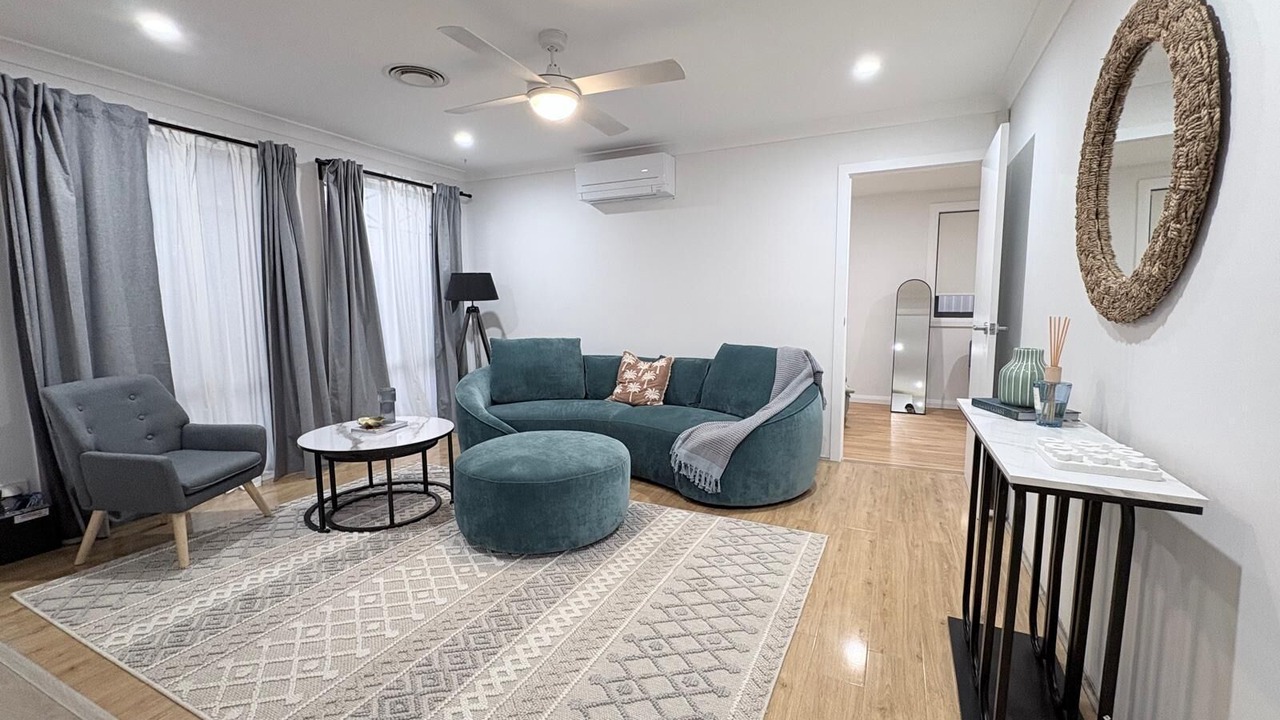 Photo of Livingroom in Stanhope Gardens