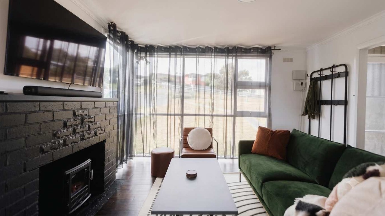 Photo of Livingroom in Midway Point