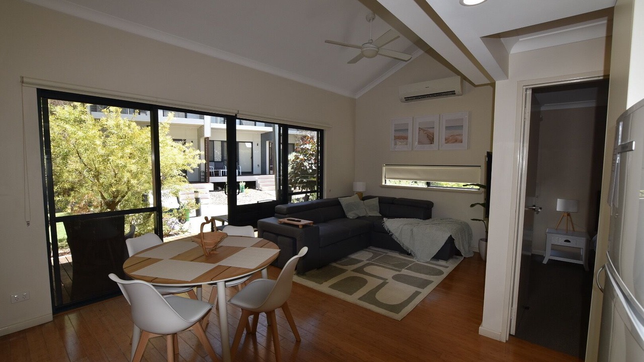 Photo of Livingroom in Preston Beach