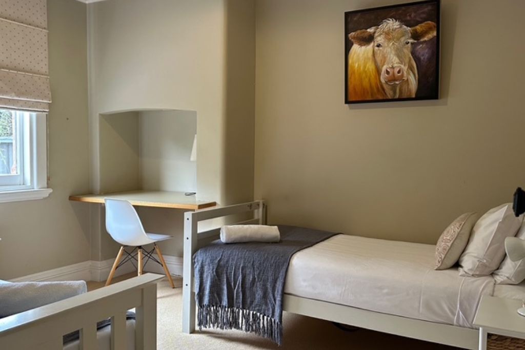 Photo of Bedroom in Orange