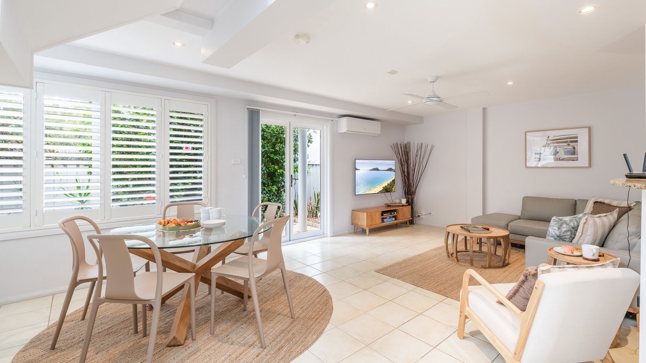 Photo of Livingroom in Fingal Bay