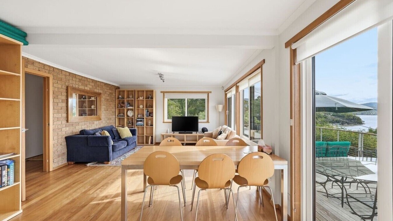 Photo of Livingroom in Coningham
