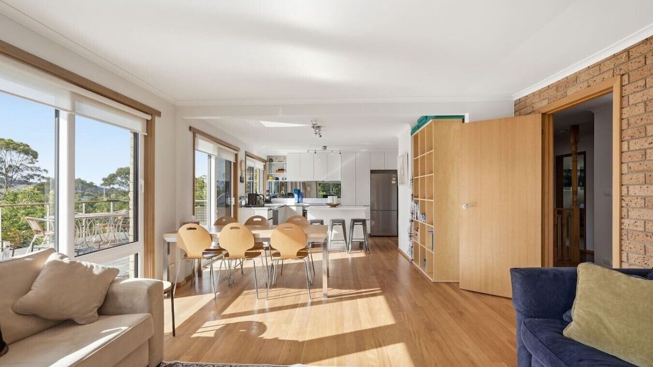 Photo of Livingroom in Coningham