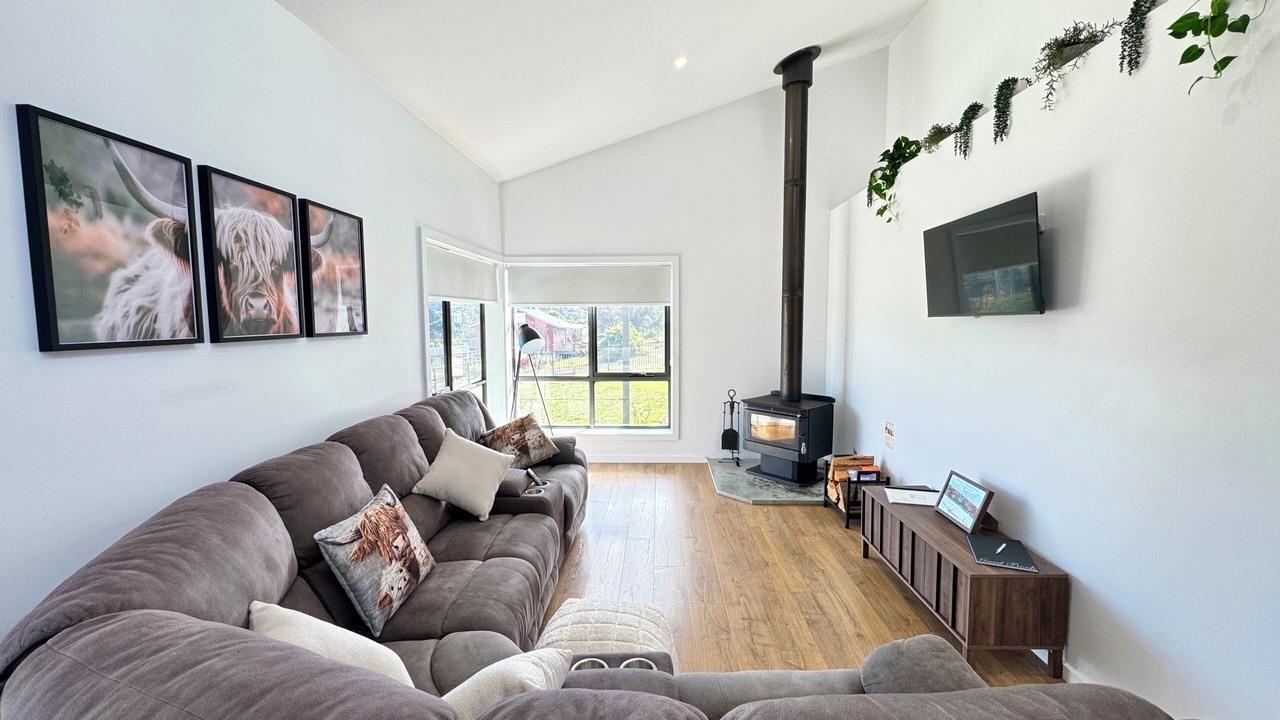 Photo of Livingroom in Bronte Park