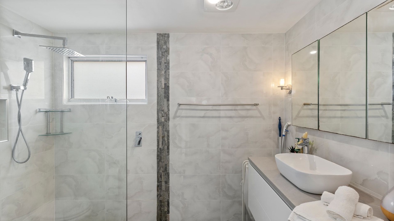 Photo of Bathroom in The Entrance North