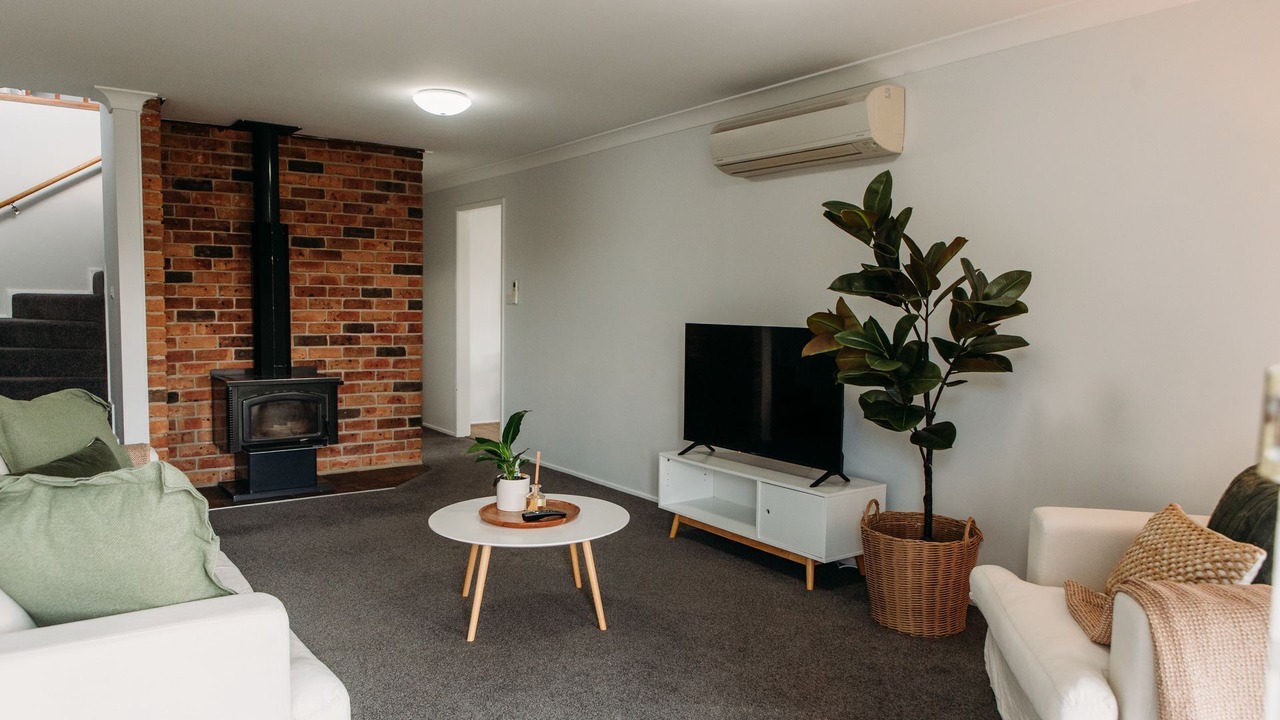 Photo of Livingroom in North Tamworth