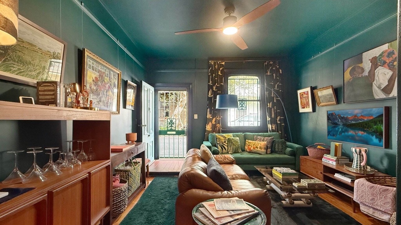 Photo of Livingroom in Newcastle East