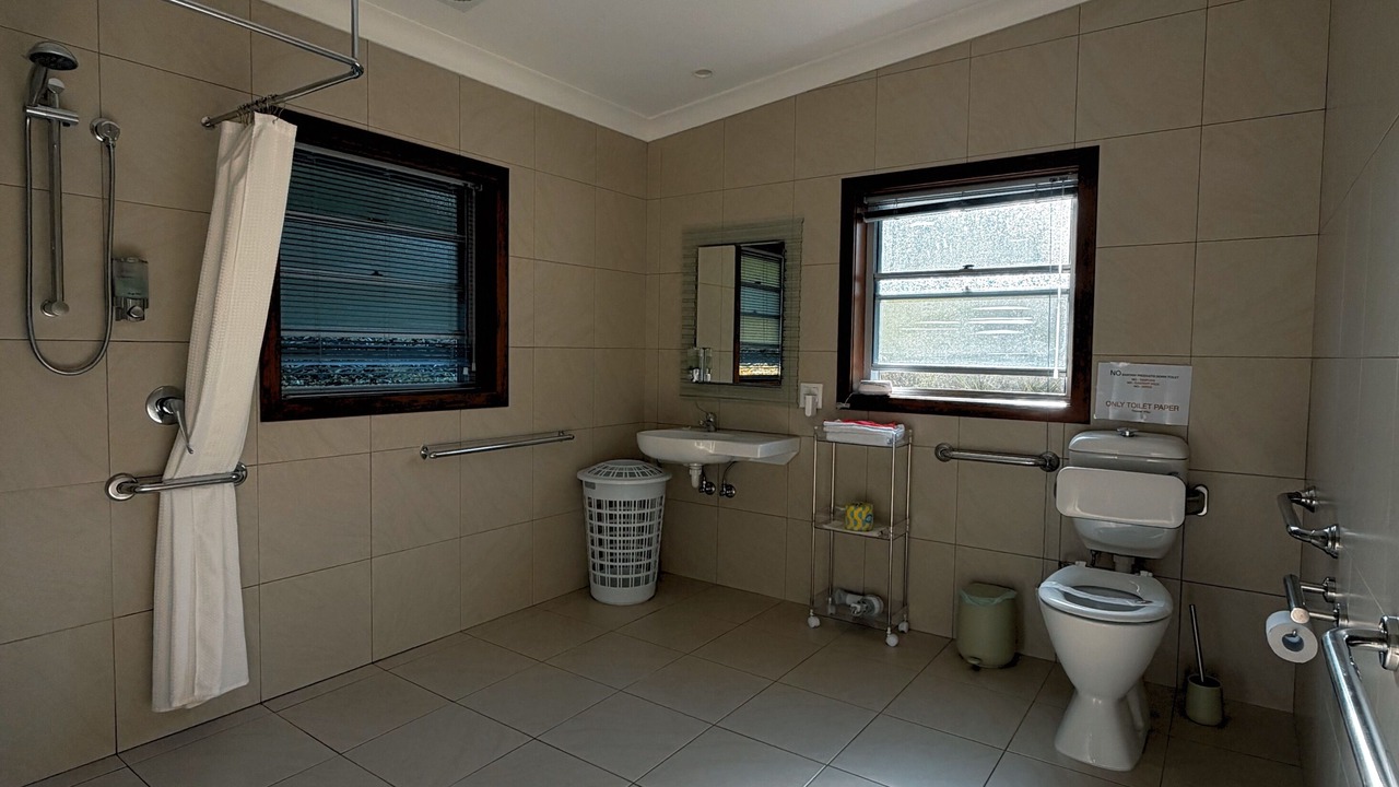 Photo of Bathroom in Lowanna