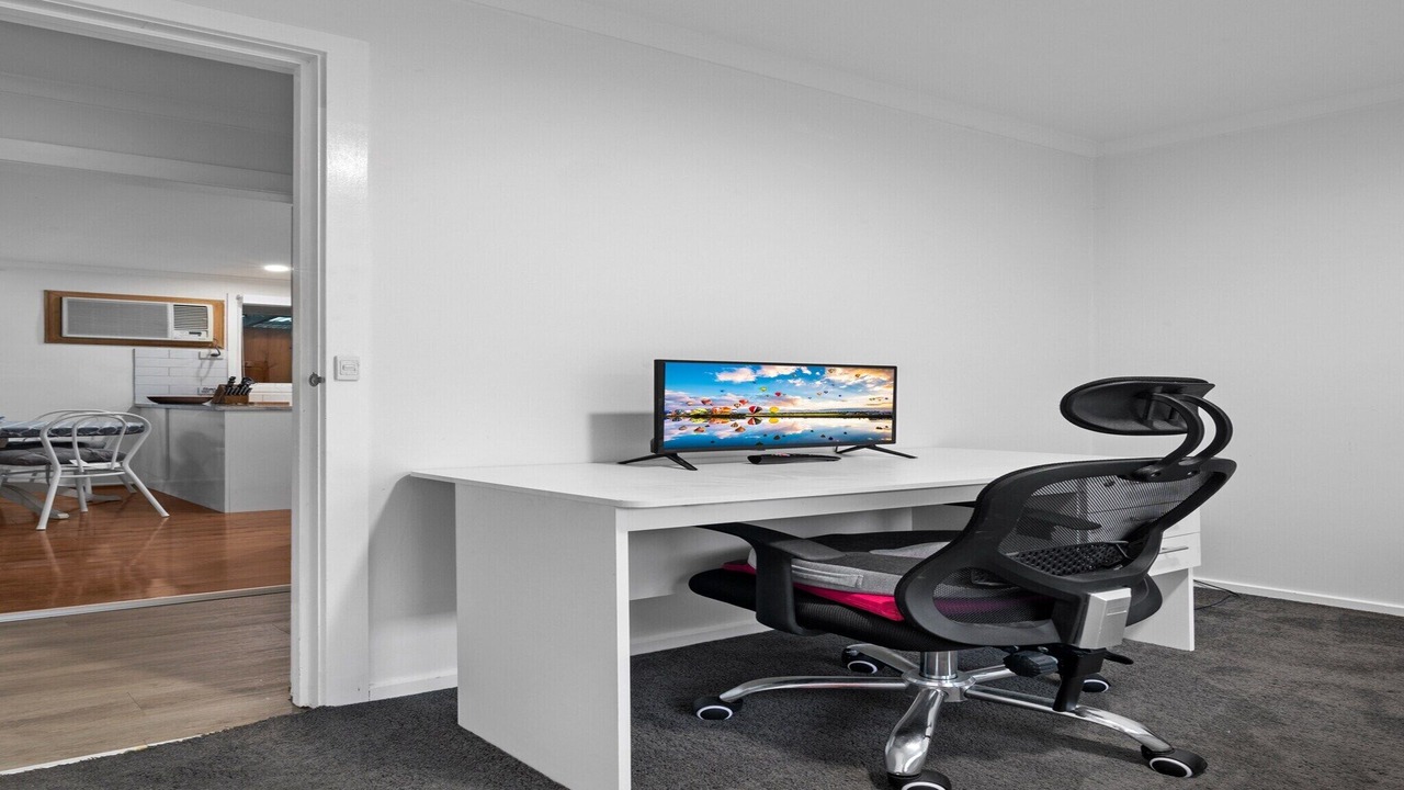 Photo of Livingroom in Hoppers Crossing