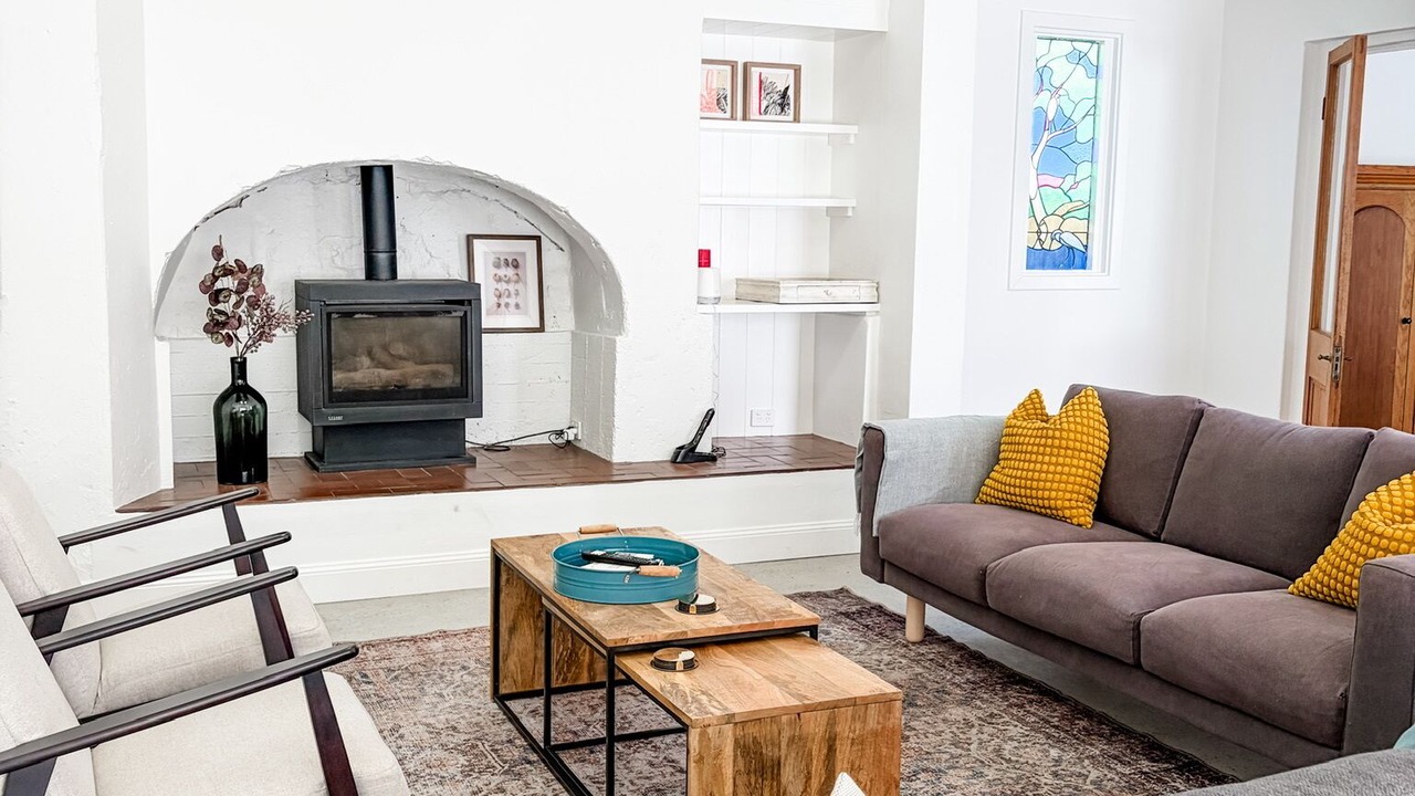 Photo of Livingroom in Albany