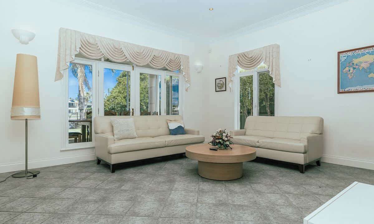 Photo of Livingroom in Patterson Lakes