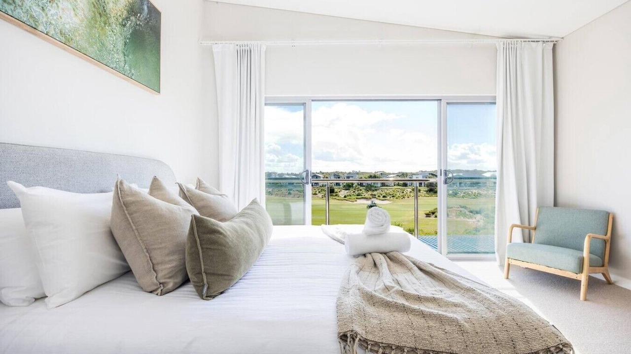 Photo of Bedroom in Magenta Shores