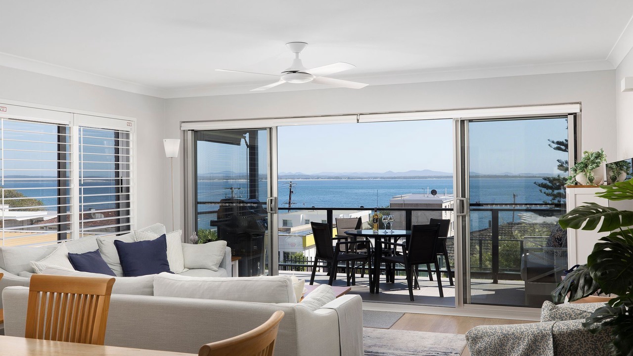 Photo of Livingroom in Shoal Bay