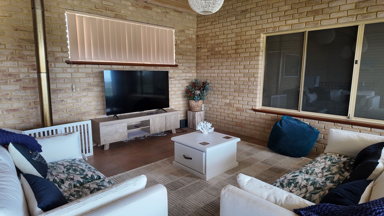 Photo of Livingroom in Ledge Point