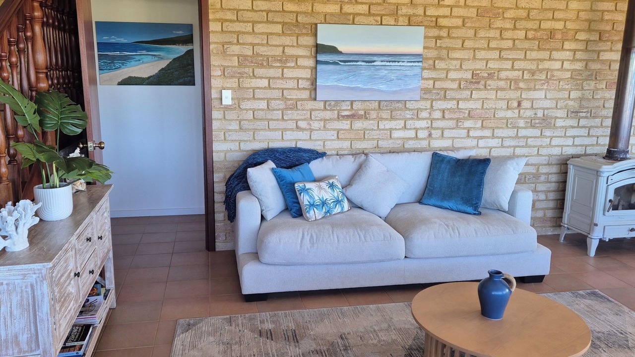 Photo of Livingroom in Ledge Point