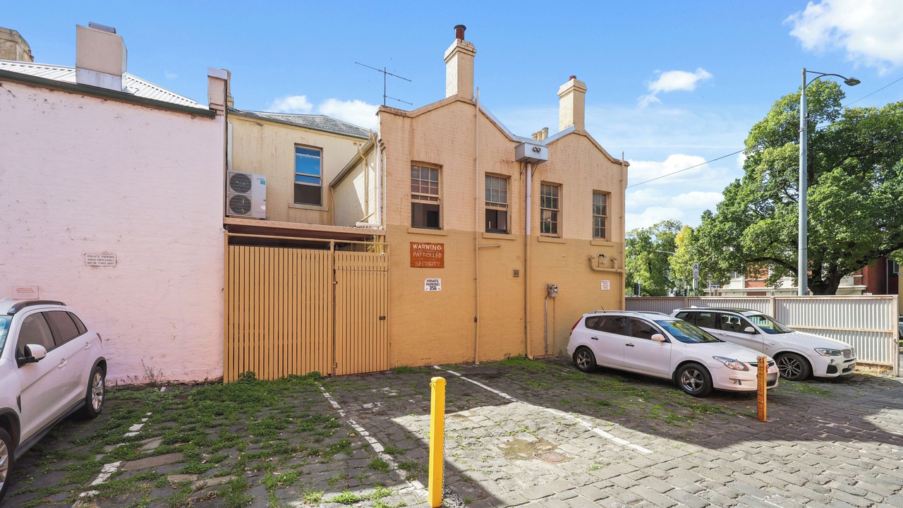 Photo of Outdoor in East Melbourne