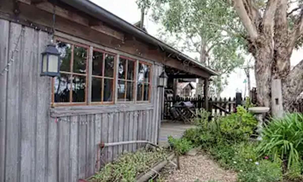 Photo of Outdoor in Turondale