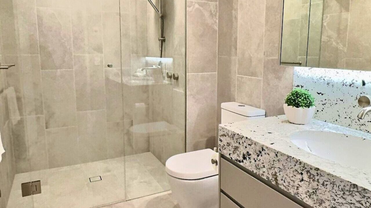Photo of Bathroom in Reid