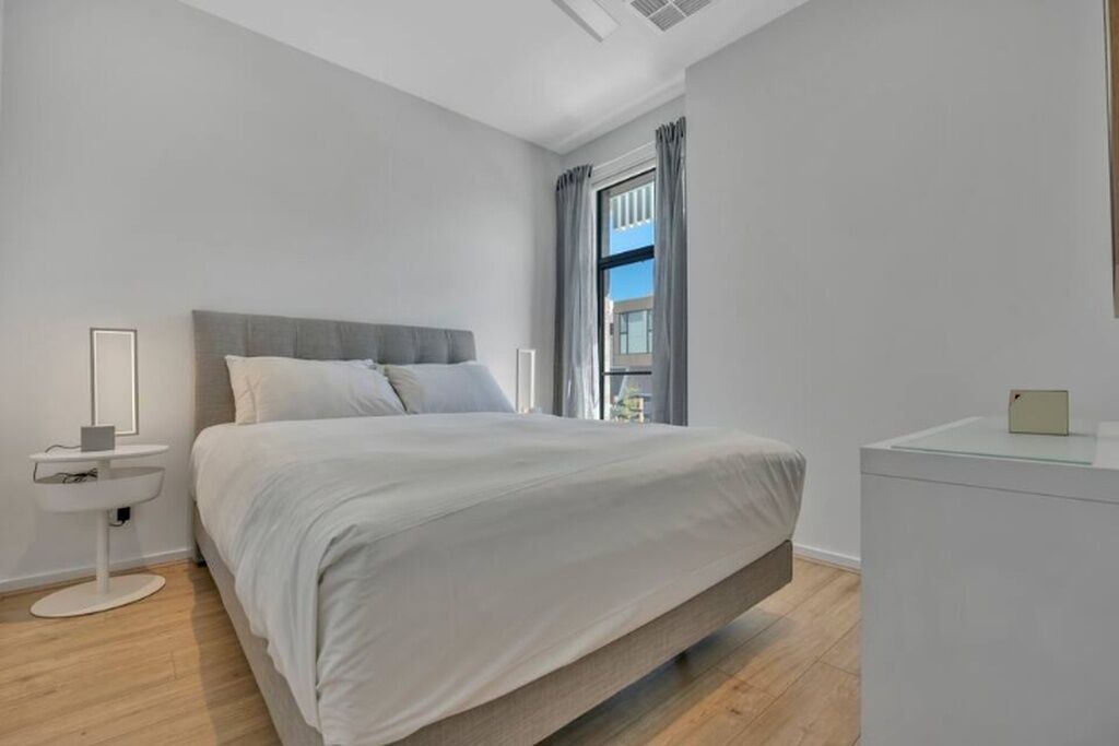 Photo of Bedroom in Taperoo
