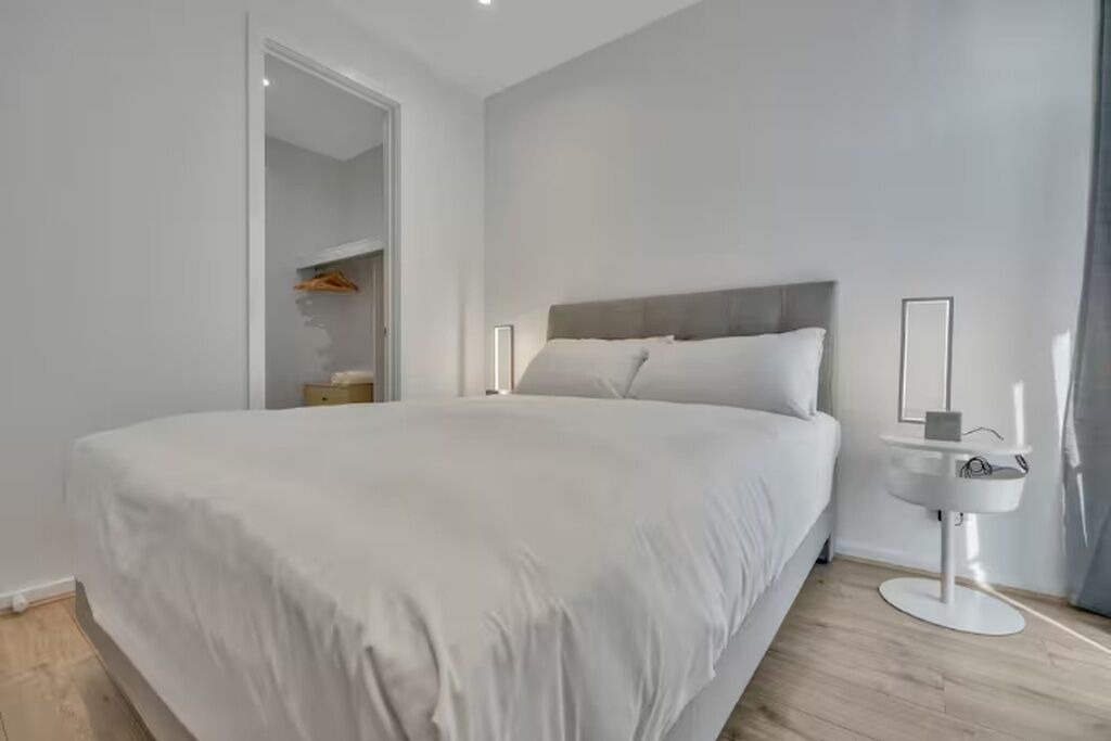 Photo of Bedroom in Taperoo