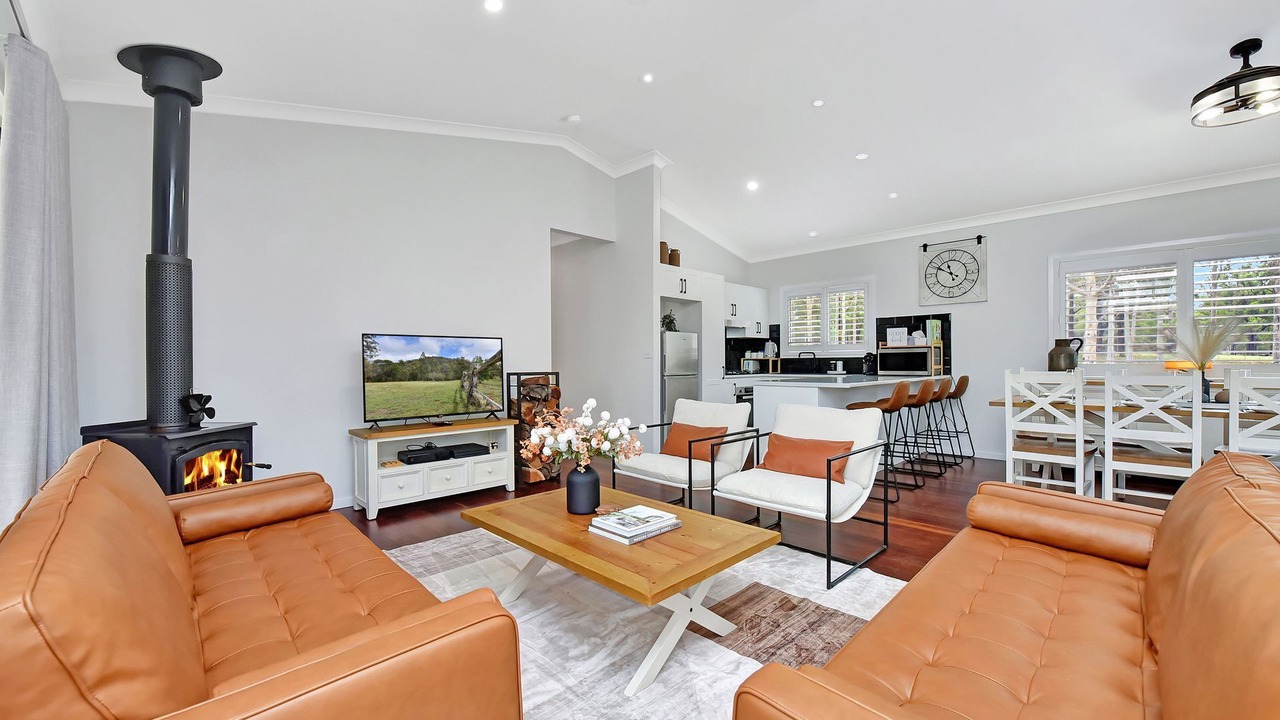 Photo of Livingroom in Allandale