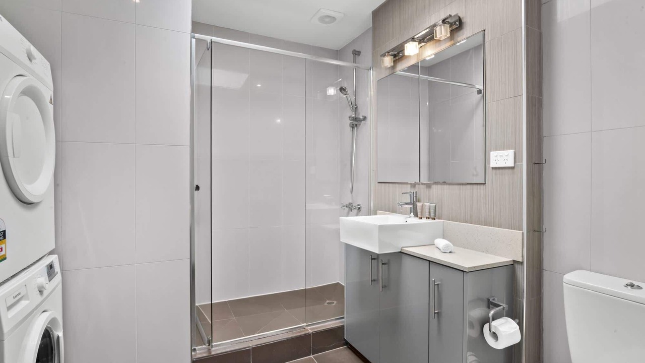 Photo of Bathroom in St Kilda West