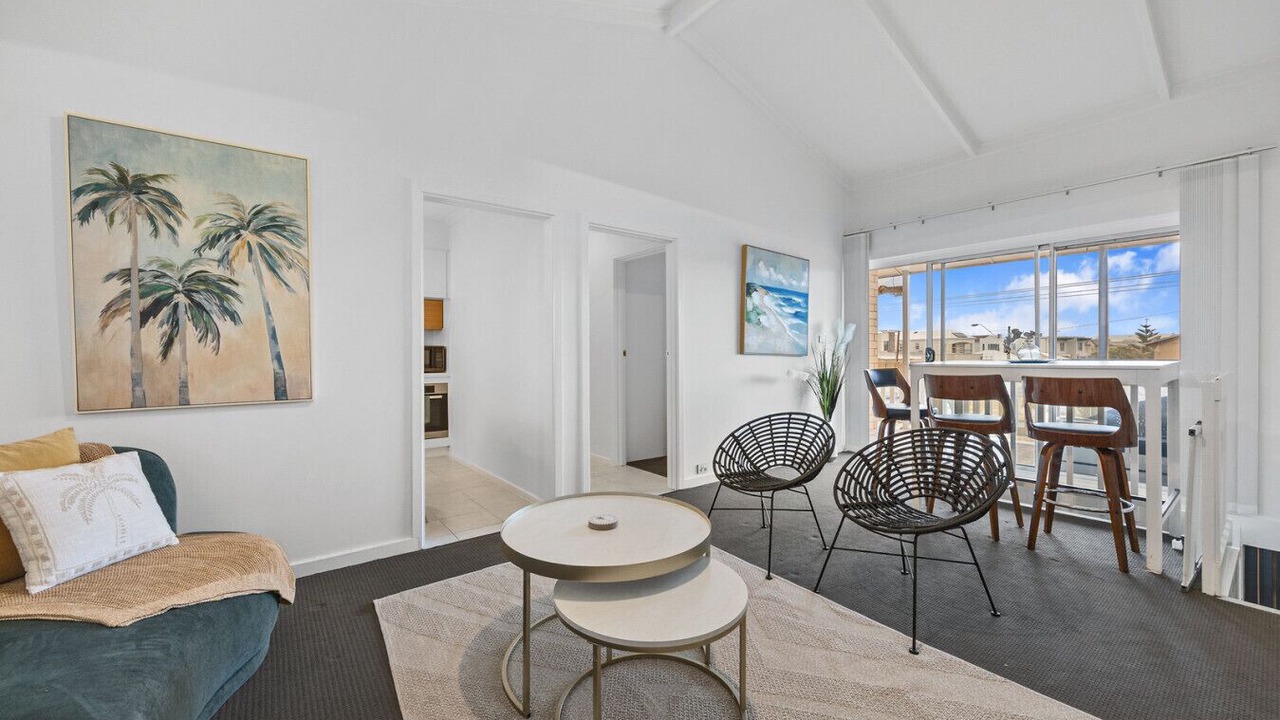 Photo of Livingroom in West Beach