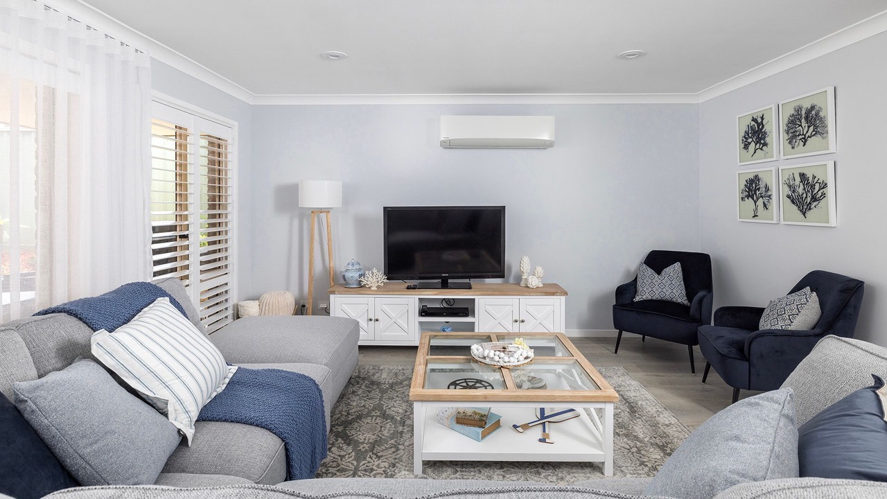 Photo of Livingroom in Corlette