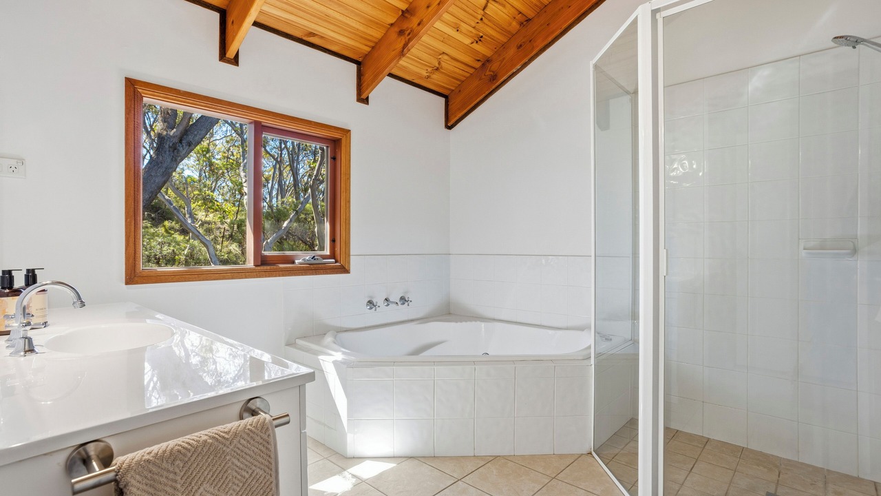 Photo of Bathroom in Mount Victoria