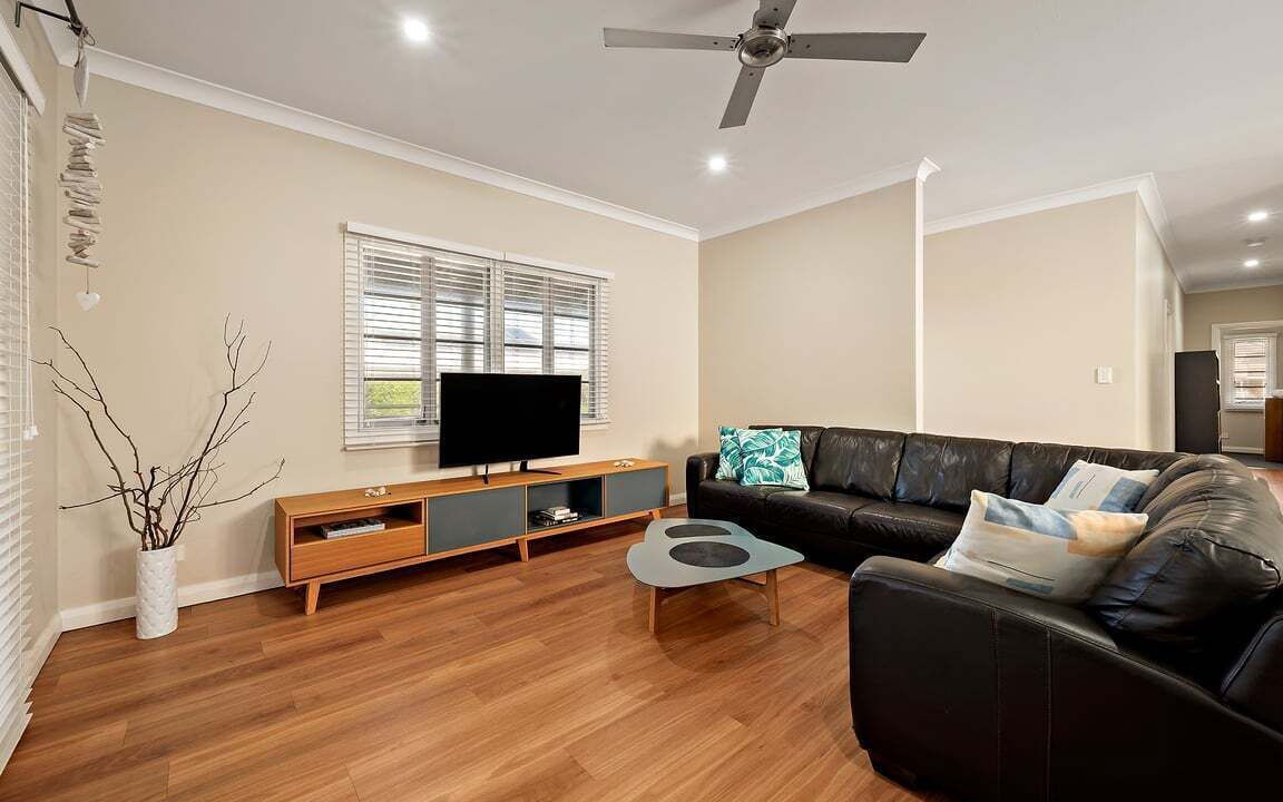 Photo of Livingroom in Caves Beach