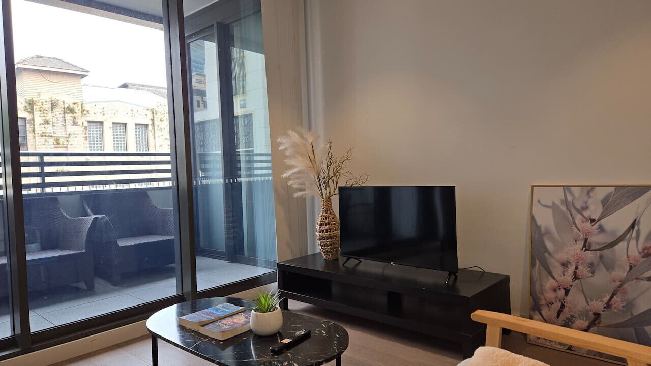 Photo of Livingroom in Chinatown