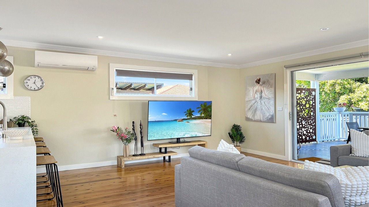 Photo of Livingroom in Belmont South