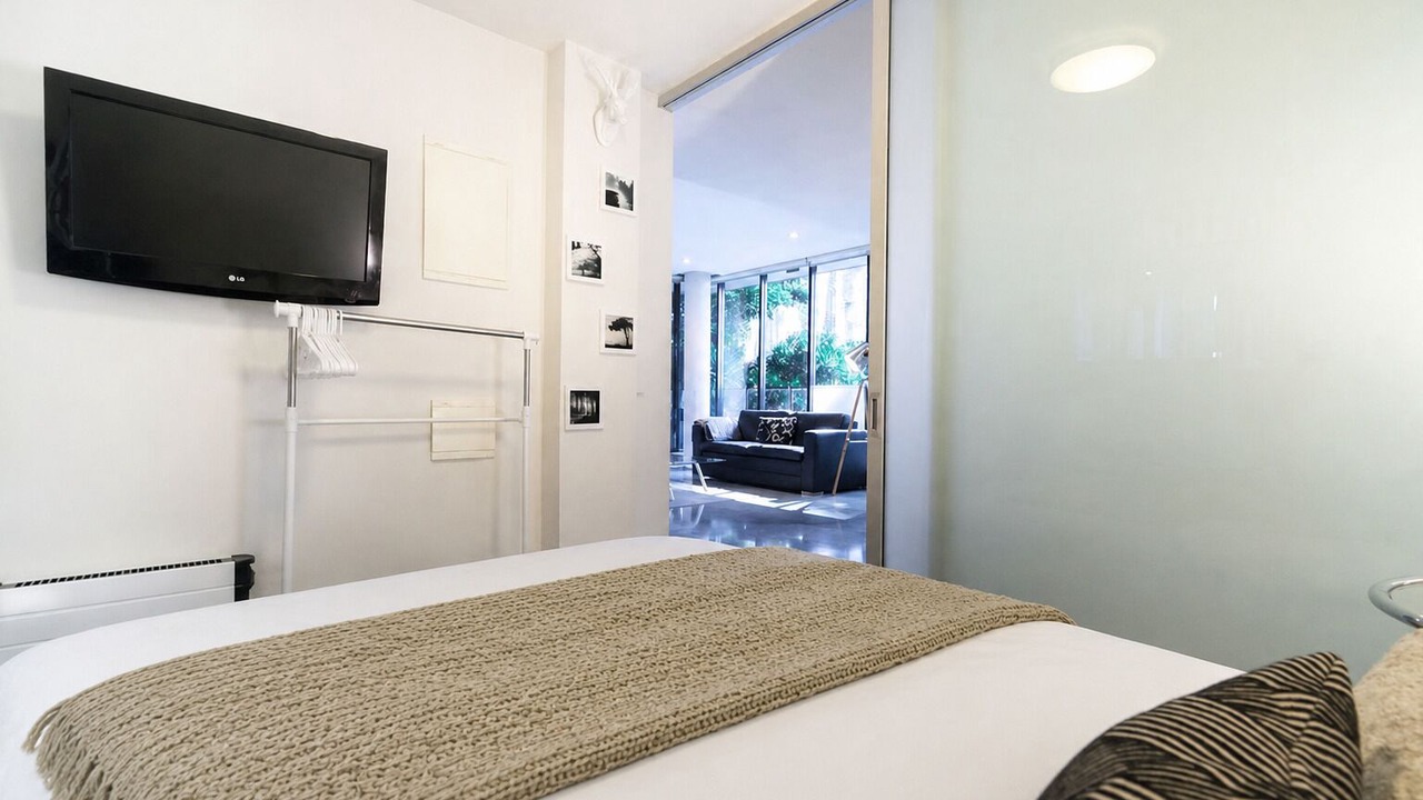 Photo of Bedroom in Docklands