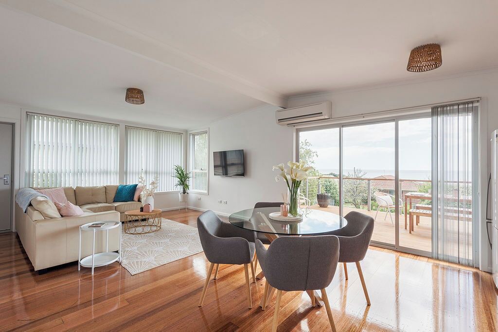 Photo of Livingroom in Penguin