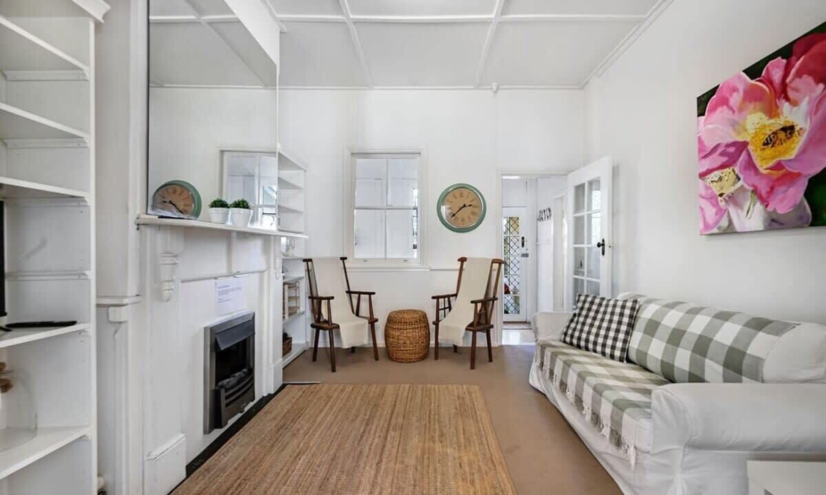 Photo of Livingroom in Emu Swamp