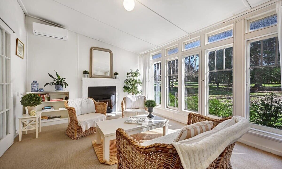 Photo of Livingroom in Emu Swamp