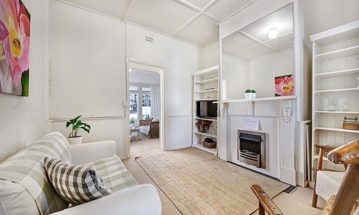 Photo of Livingroom in Emu Swamp