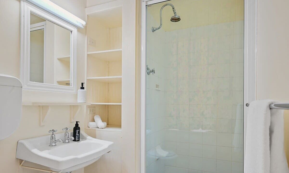 Photo of Bathroom in Emu Swamp
