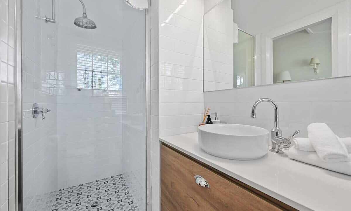 Photo of Bathroom in Emu Swamp