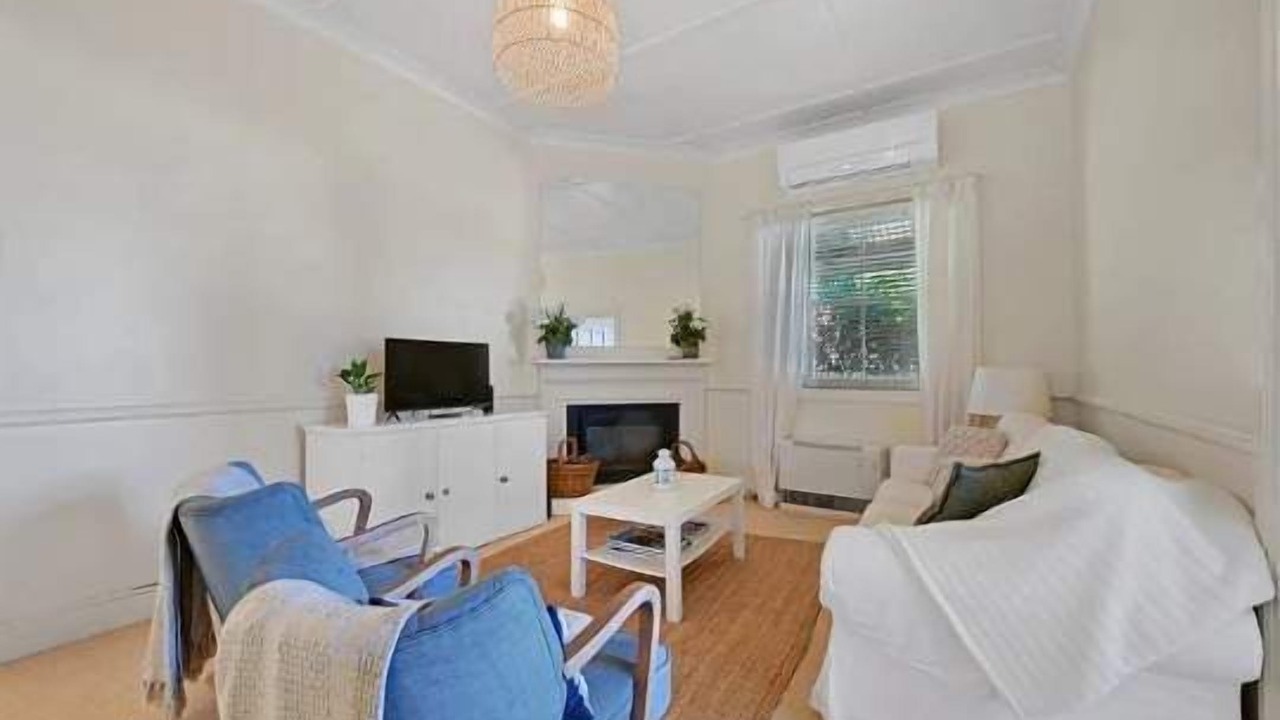 Photo of Livingroom in Emu Swamp