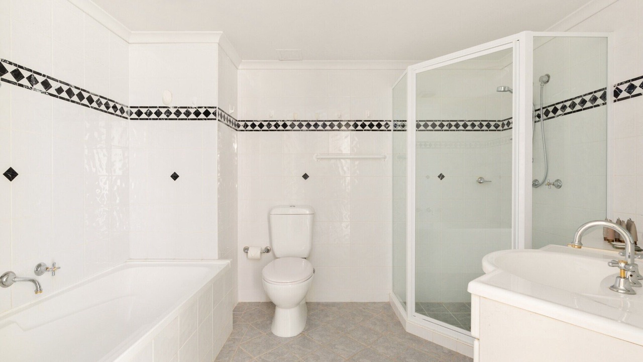Photo of Bathroom in Kingsford